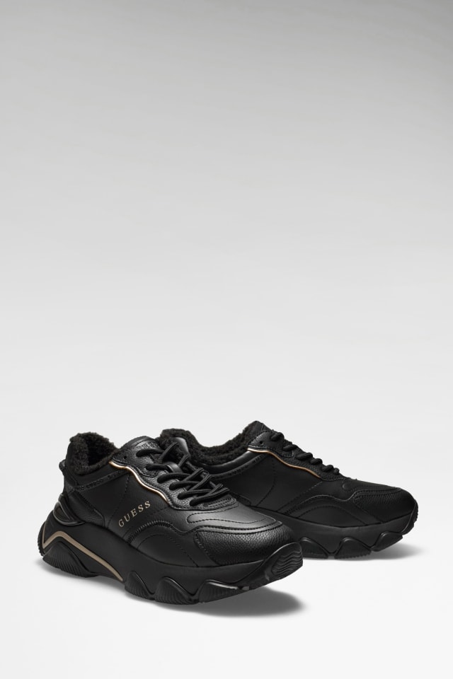 Micola Sneakers