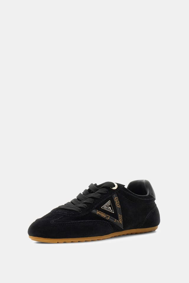 Baskets en daim Relli