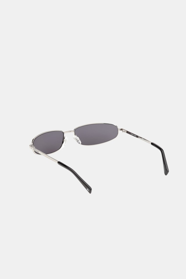 Rectangular sunglasses