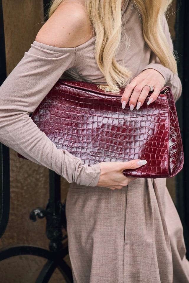 Sac bandoulière en cuir véritable Leonie