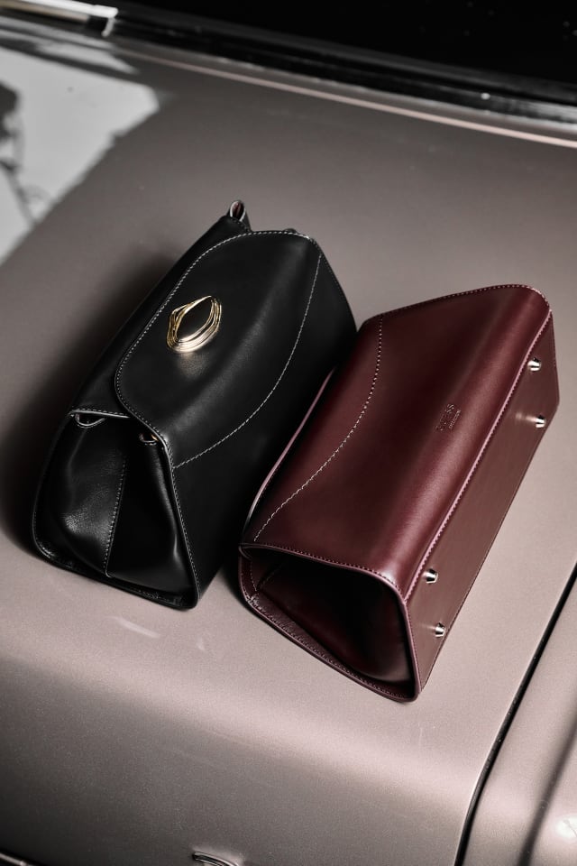 Bolso bandolera de cuero auténtico Leonie
