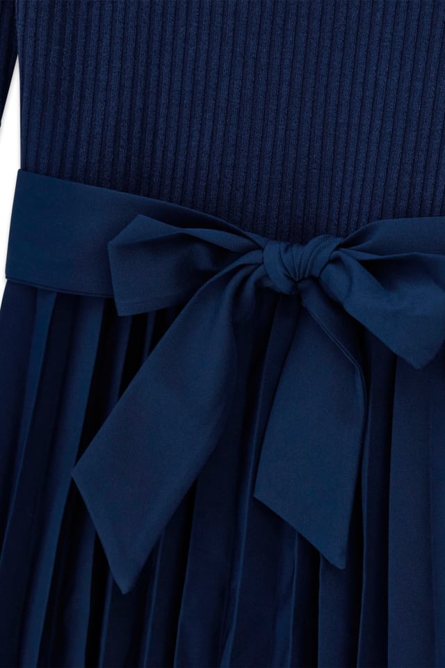 Vestido midi plissado