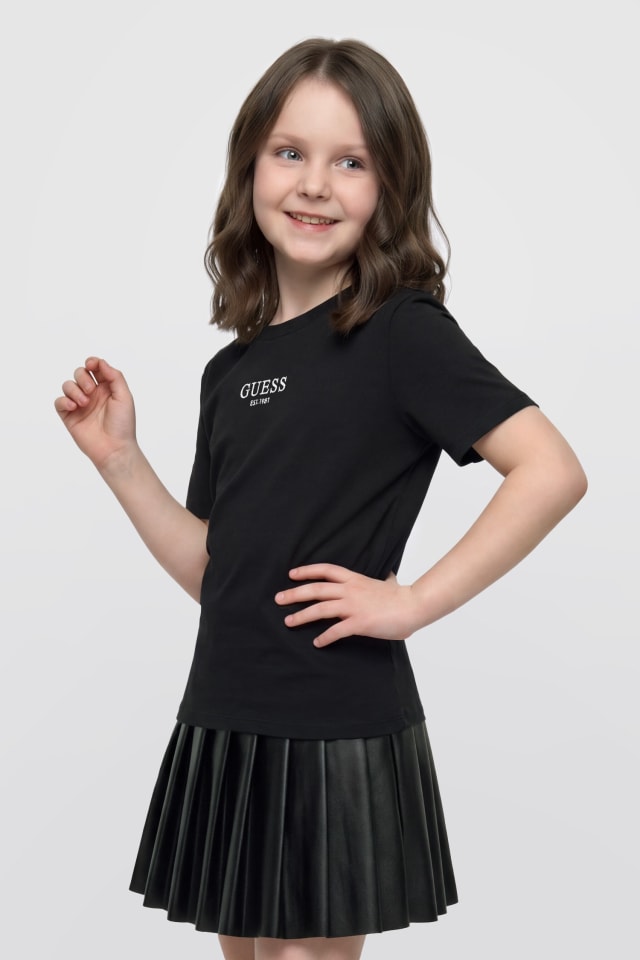 Besticktes T-Shirt