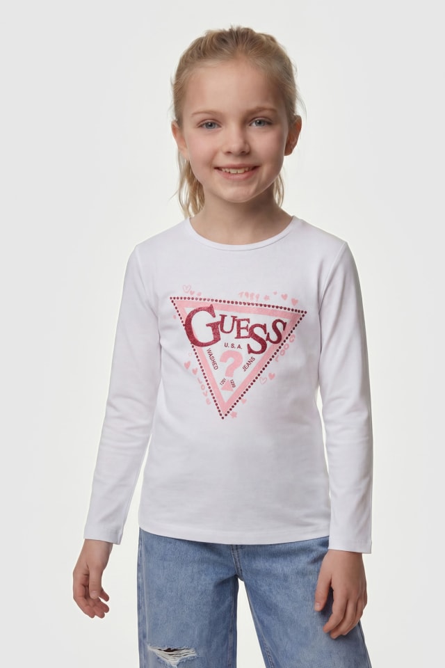 Camiseta con logo de triángulo