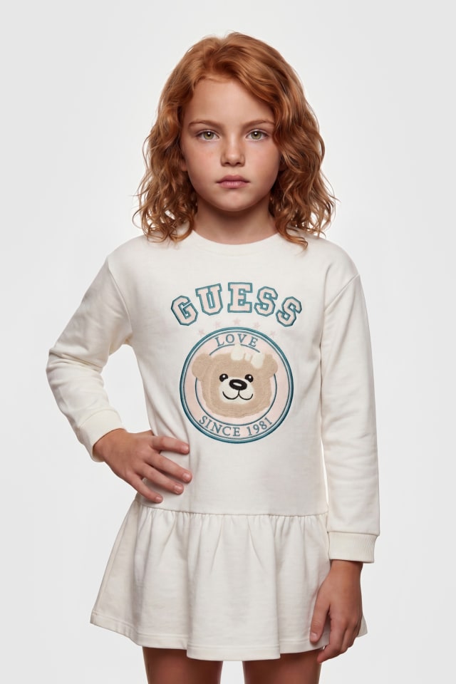 Logotipo bordado dress