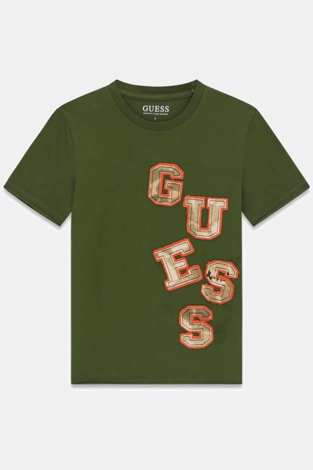 Camiseta com patch de logotipo