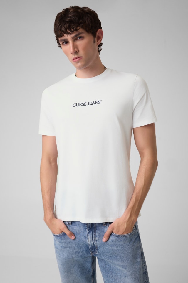 T-shirt slim com logo bordado