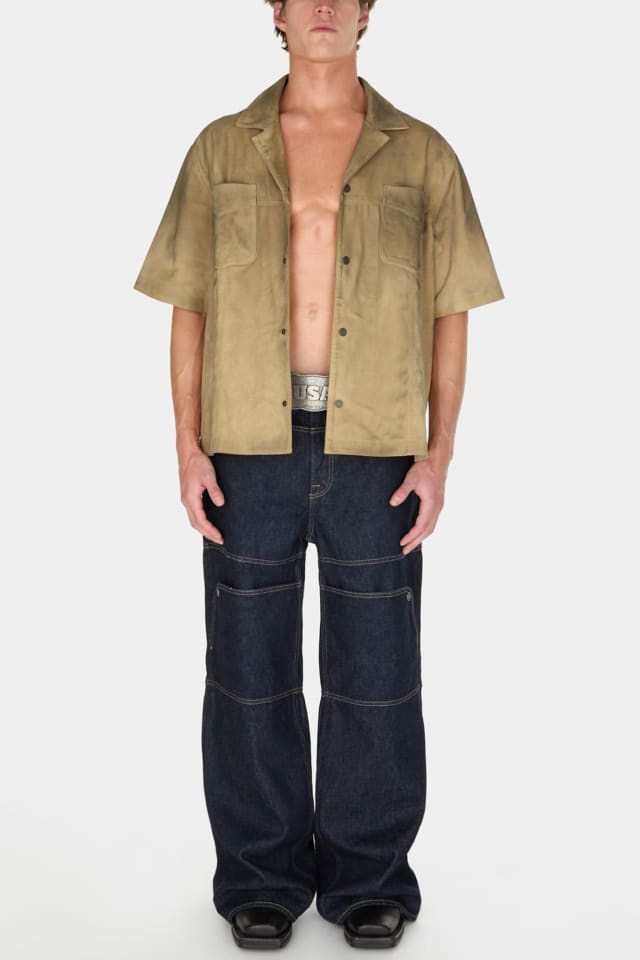 Vaqueros relaxed modelo utilitario