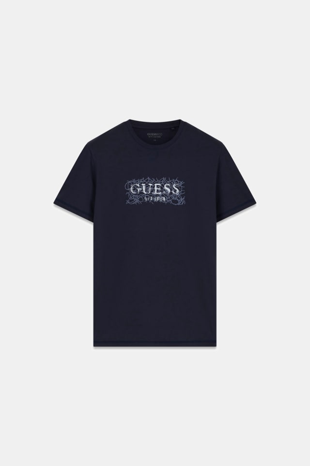 Camiseta com logo impresso