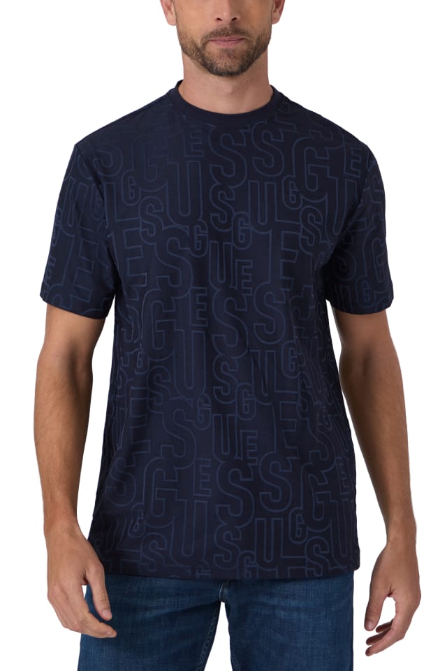 Camiseta com logo por toda a peça