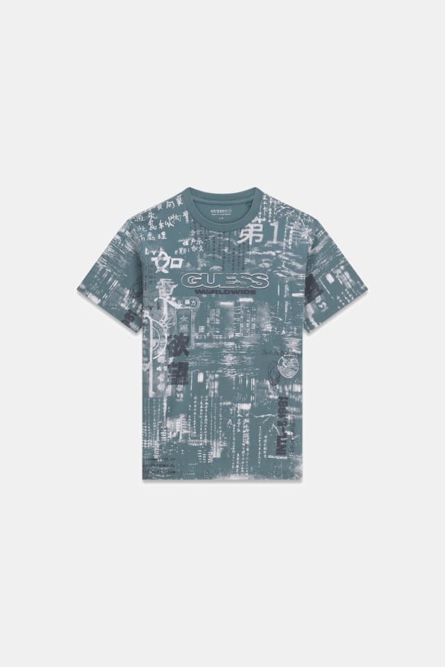 Camiseta com logo impresso