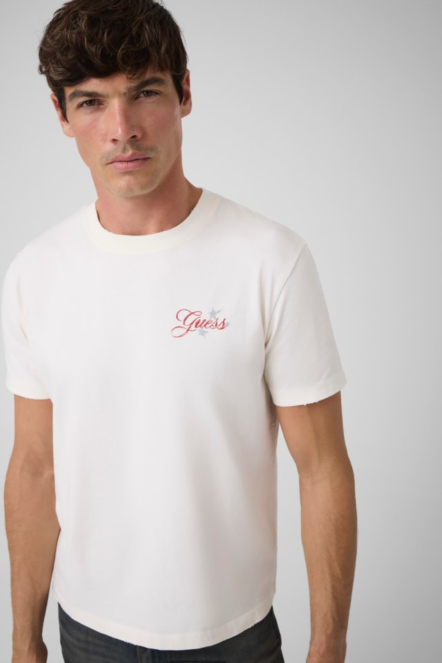 Camiseta com estampa de estrelas