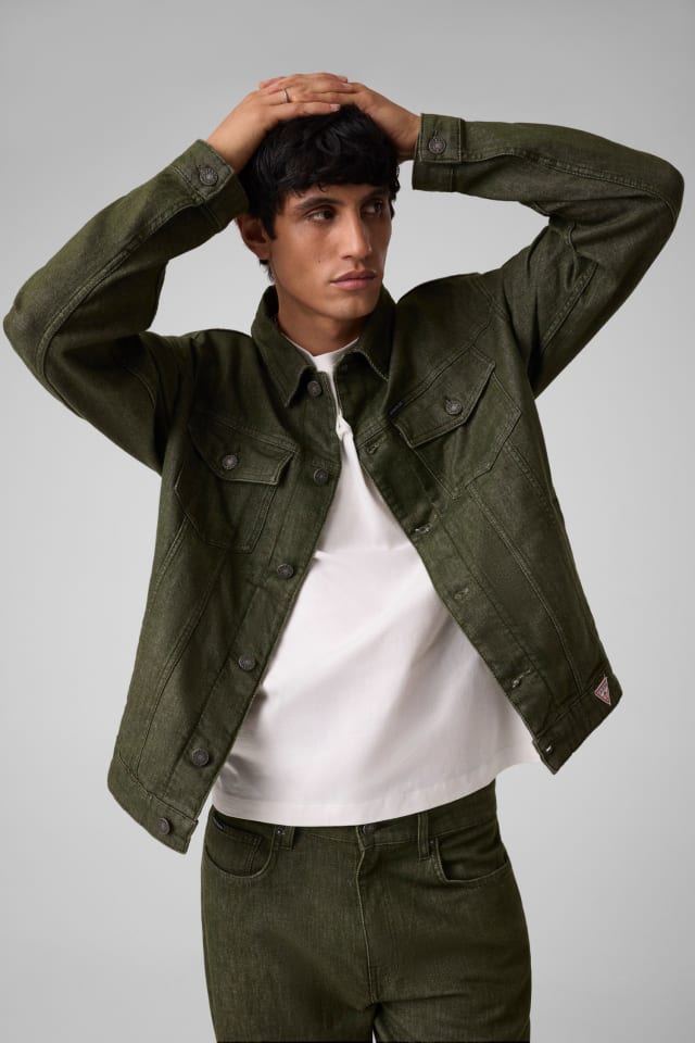 Jaqueta jeans oversized estilo caminhoneiro