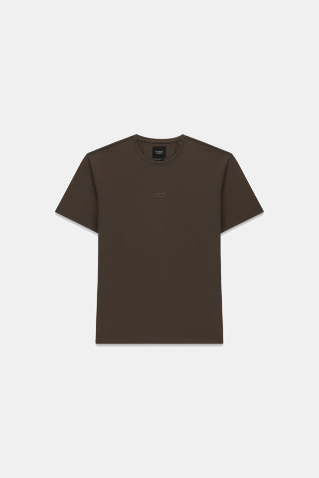 Camiseta com logo impresso