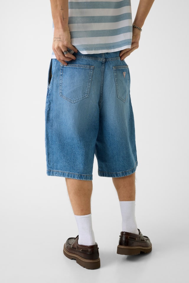 Baggy denim shorts