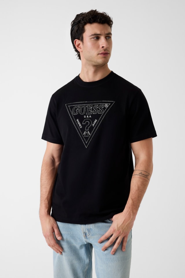 Camiseta con logo de triángulo