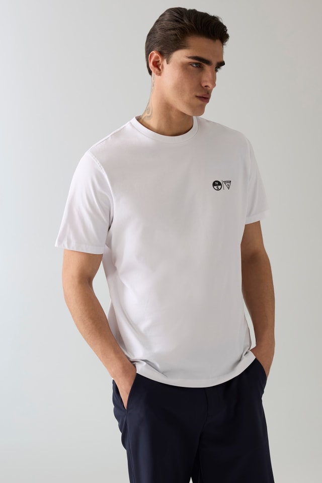 Camiseta con logo estampado