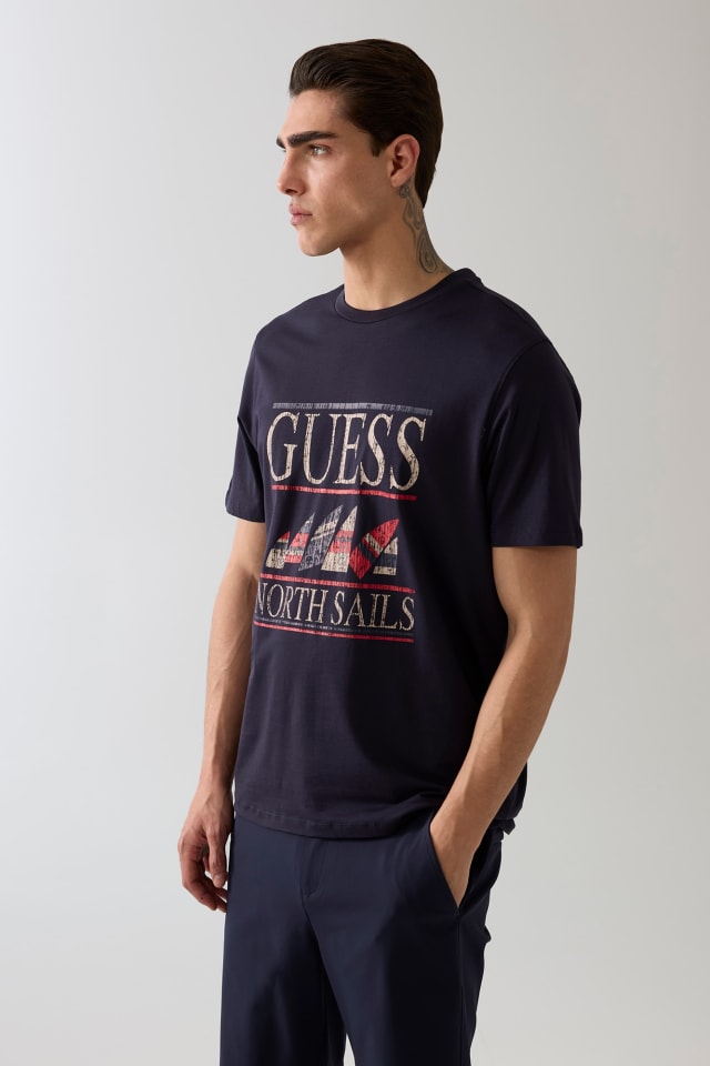 Camiseta con logo estampado