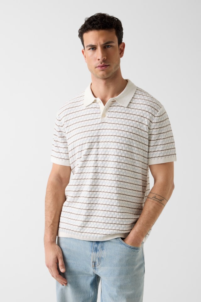 Gestreifter Pullover