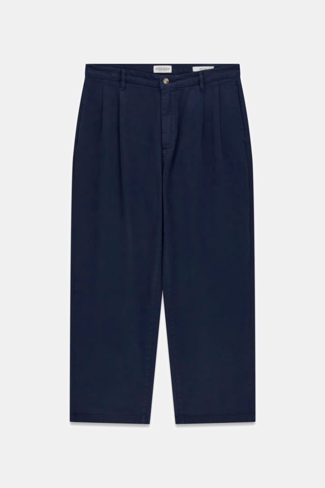 Pantalones plisados