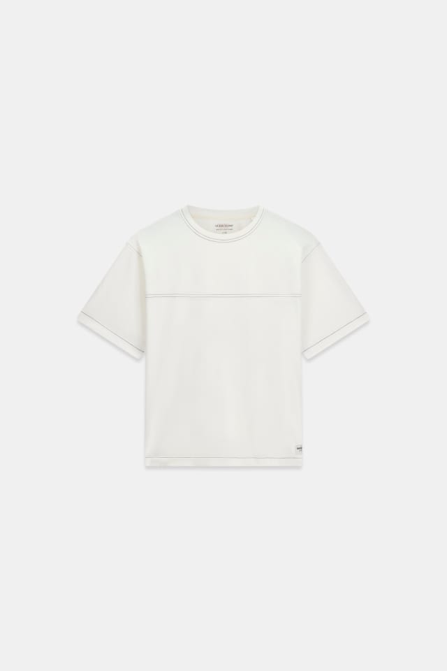 Camisa com caimento boxy