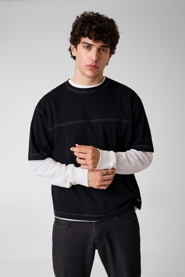 Camisa com caimento boxy