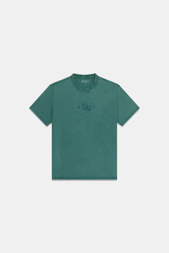 Camiseta con logo bordado