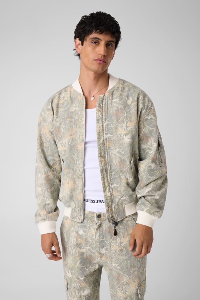 Chaqueta bomber de camuflaje