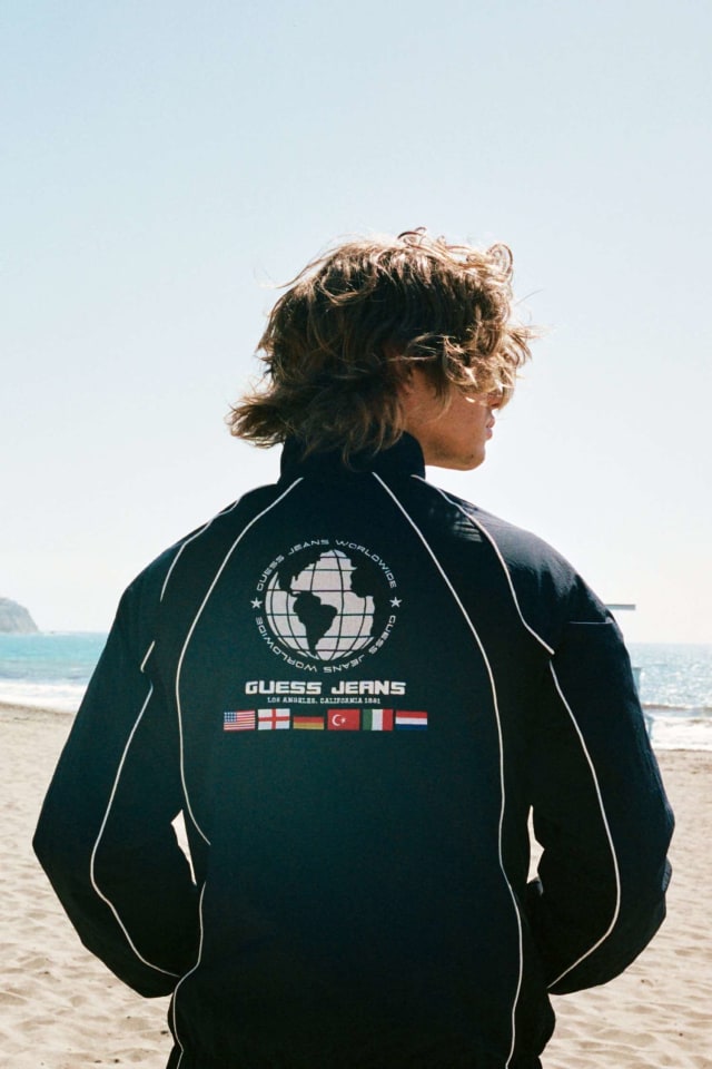 Chaqueta bomber de nylon