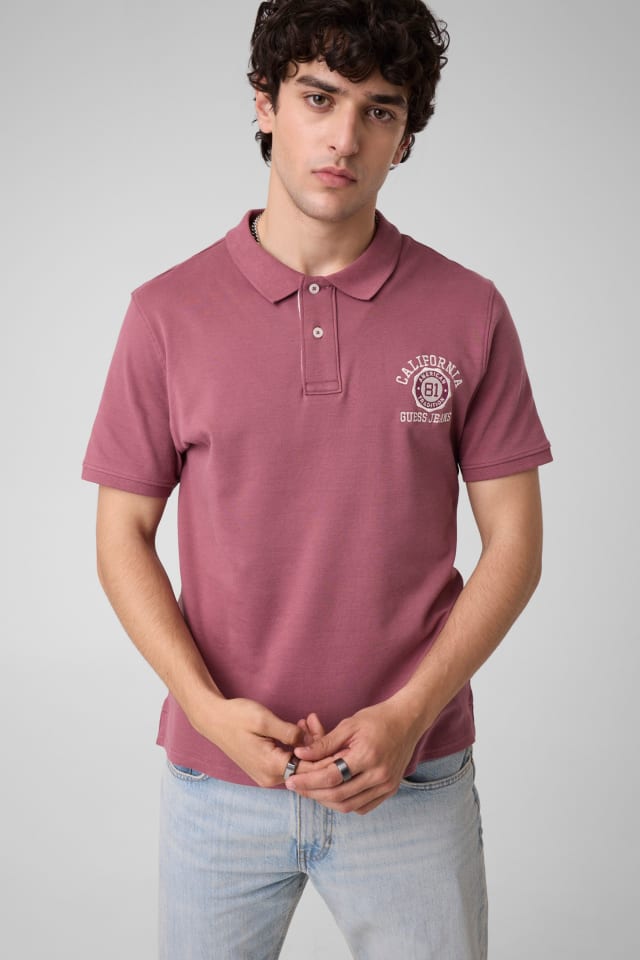 Polo con logo