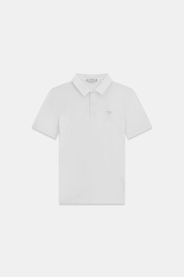 Polo com logo bordado