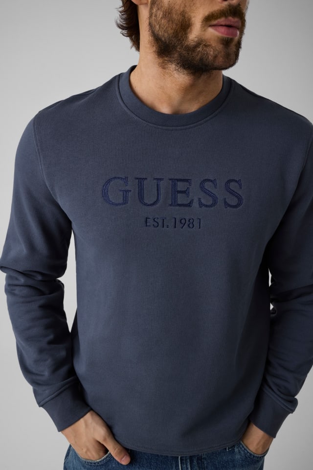 Sweatshirt com logo bordado