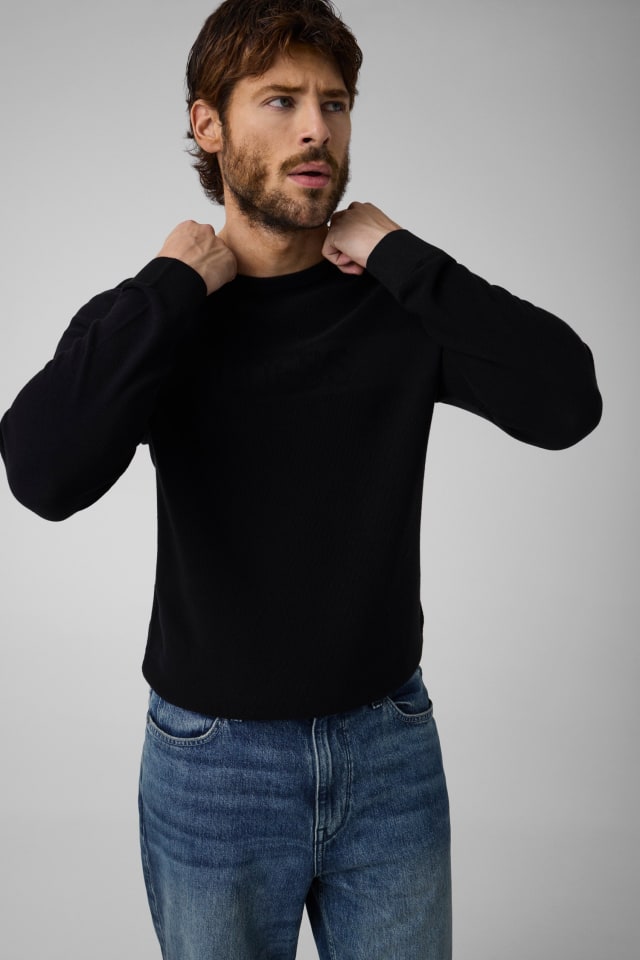 Pullover aus Viskose-Mischung