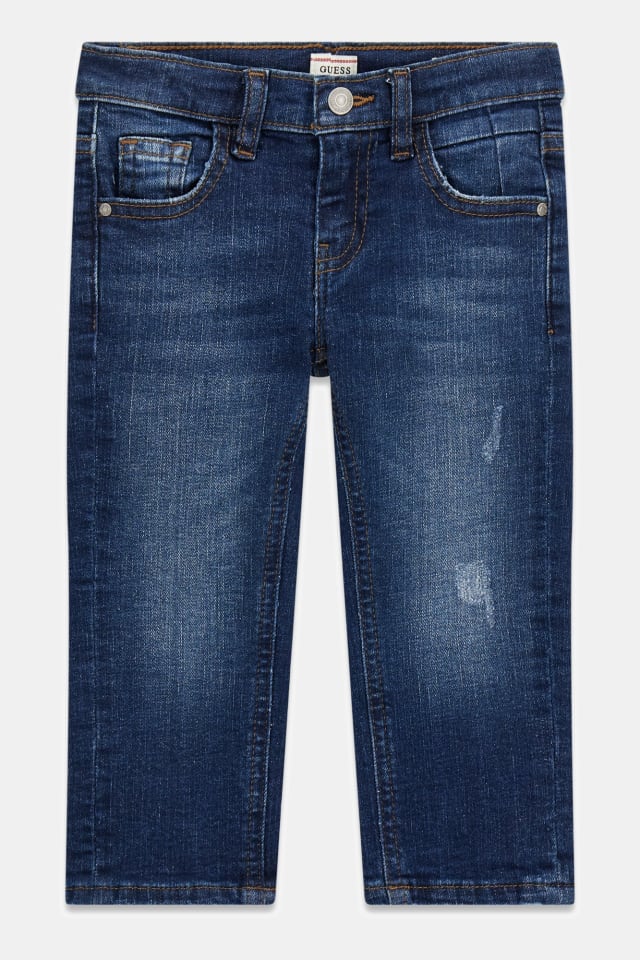 Jeans slim y cómodos