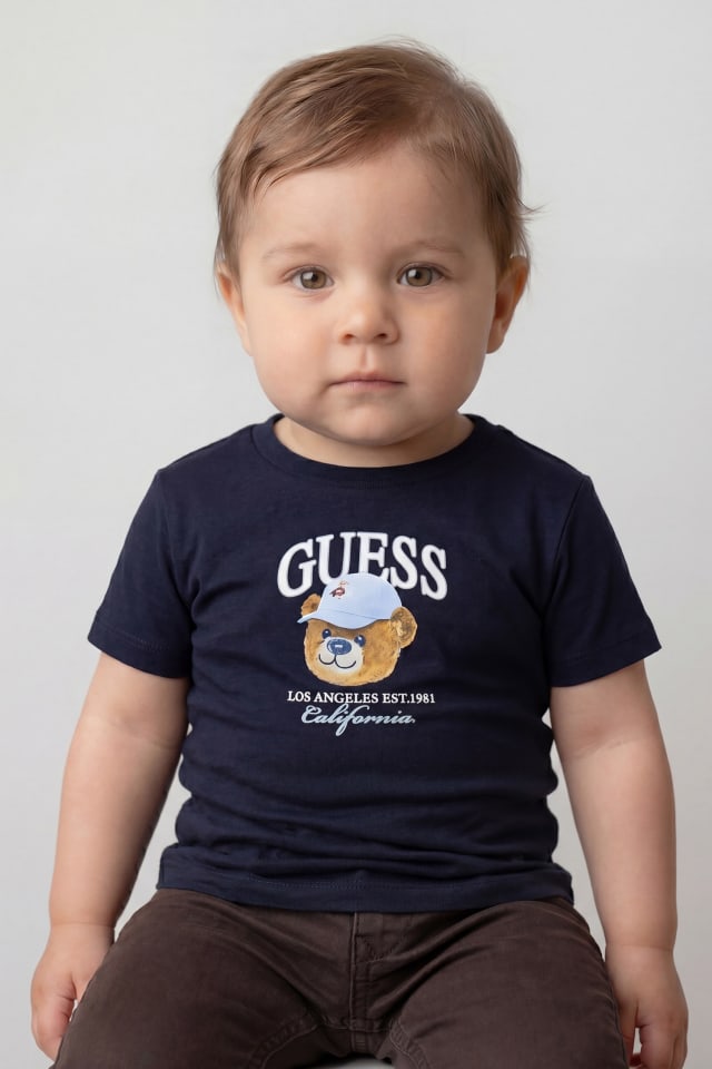 Camiseta con logo de oso impreso