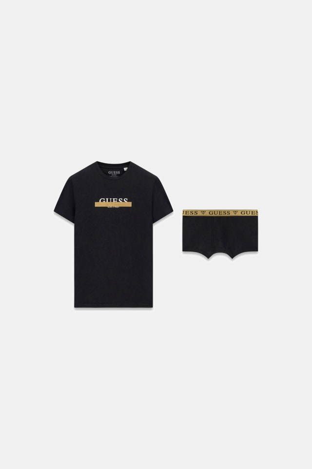 Conjunto de sunga boxer e camiseta