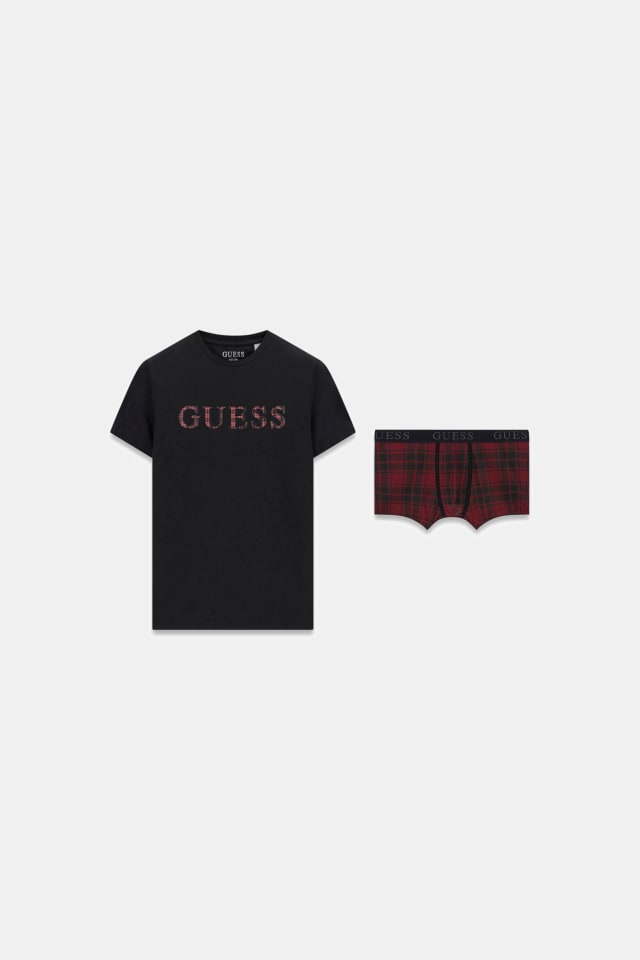 Conjunto de sunga boxer e camiseta