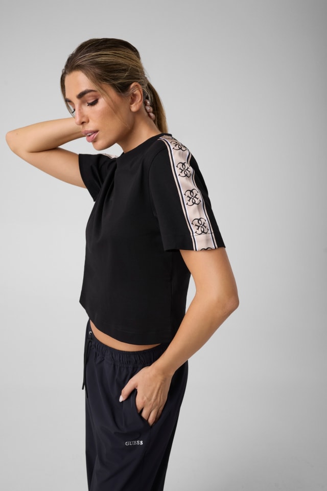 Camiseta corta con cinta de logo