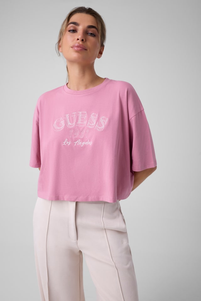 Camiseta holgada con logo bordado