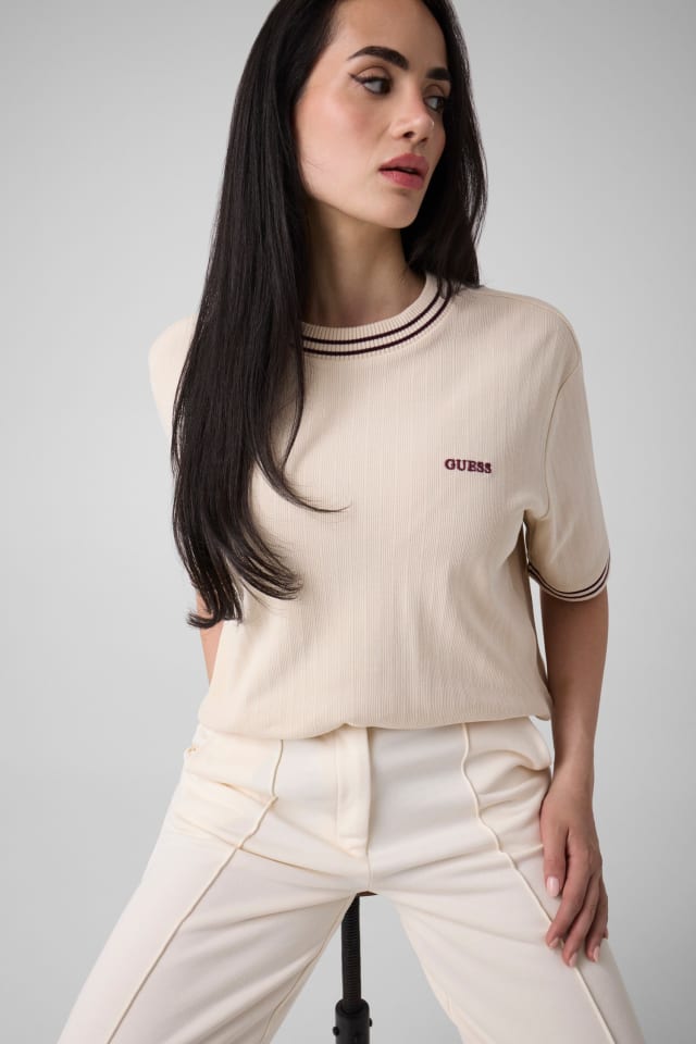 Camiseta corta