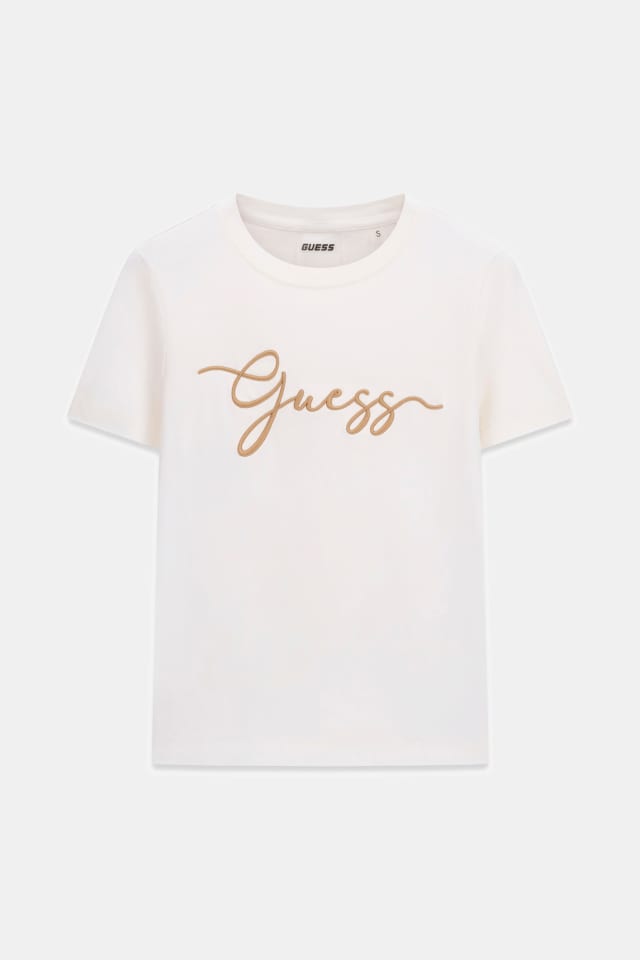 Camiseta con logo bordado