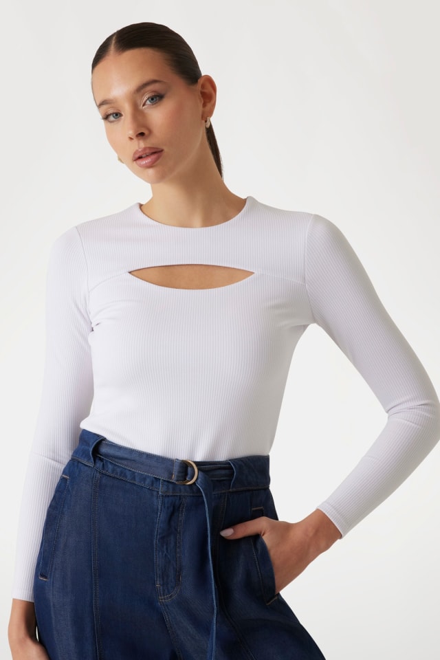 Stretch top met uitsnijding