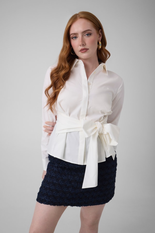 Camisa con nudo