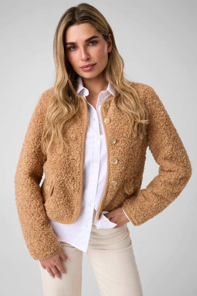 Chaqueta abotonada de imitación de borrego