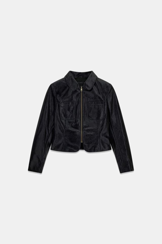 Chaqueta de vinilo ajustada