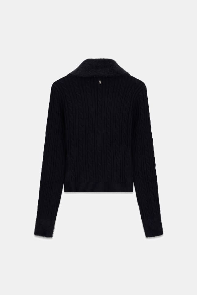 Polo con cuello de piel sintética