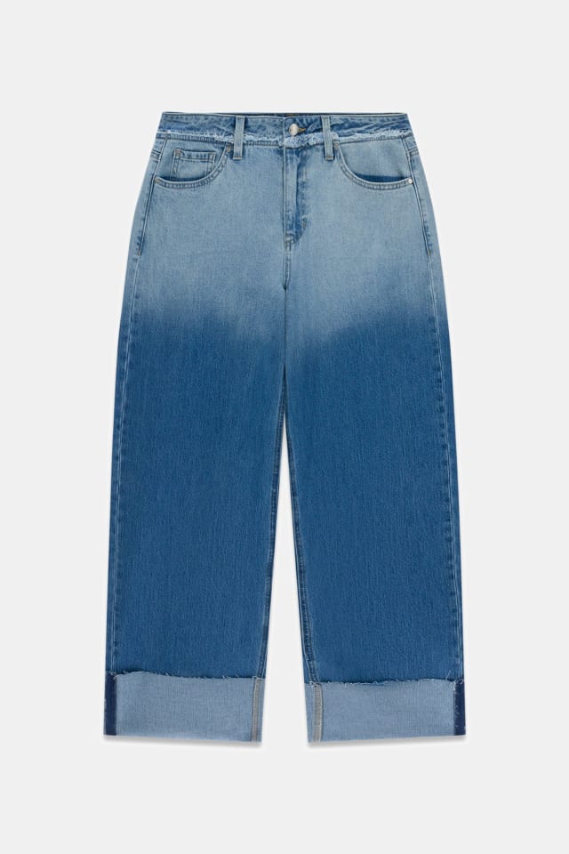 Jeans relaxed com gradiente de cor