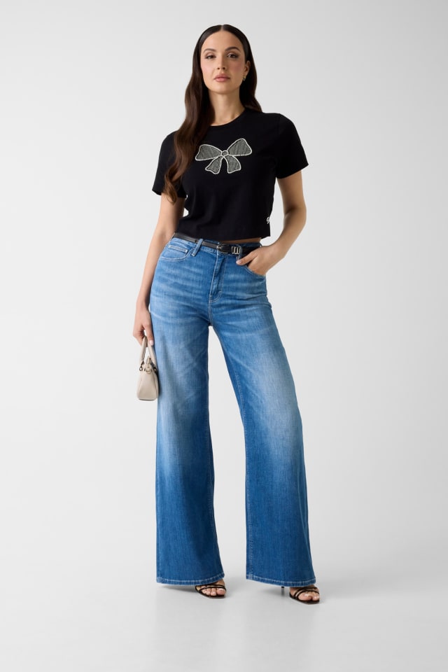 GUESS® Rhinestones boxy t-shirt Kadın
