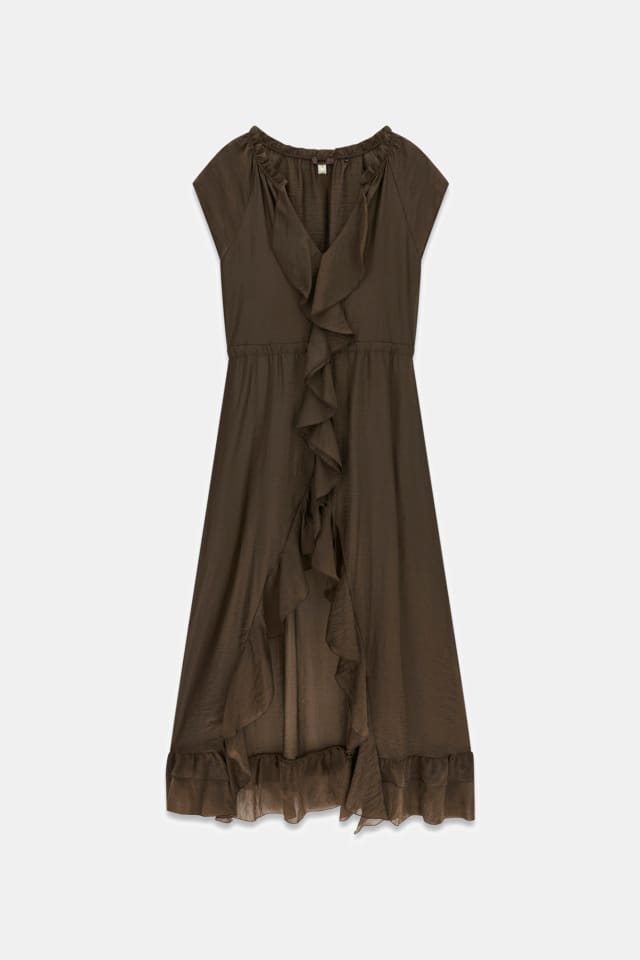 Vestido largo con volantes