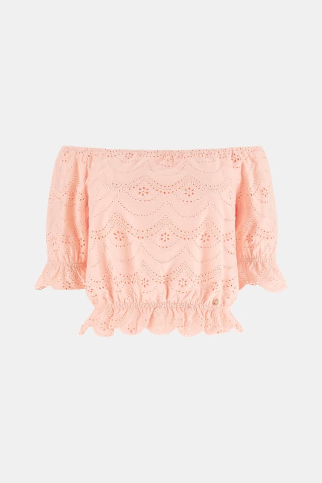 Top com ilhós off-shoulder